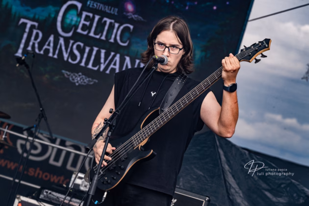 A picture of Hyle in concert taken by Iuliana Pasca