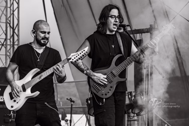 A picture of Hyle in concert taken by Iuliana Pasca