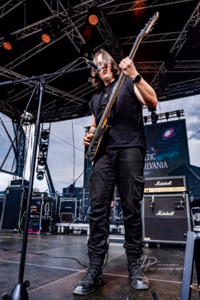A picture of Hyle in concert taken by Iuliana Pasca