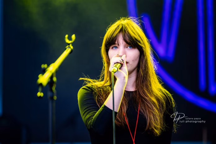 A picture of Sadetica in concert taken by Iuliana Pasca