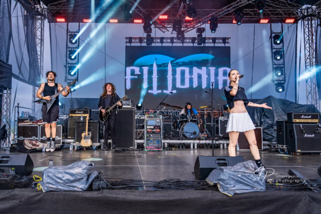 A picture of Fittonia in concert taken by Iuliana Pasca
