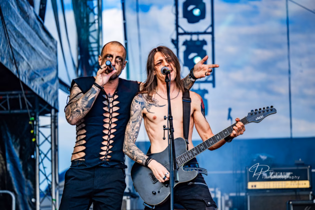 A picture of Blax in concert taken by Iuliana Pasca